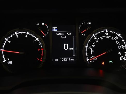 Used 2023 Toyota 4Runner Limited AWD/4WD image 17