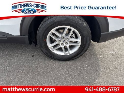 New 2026 Ford Explorer Active image 14