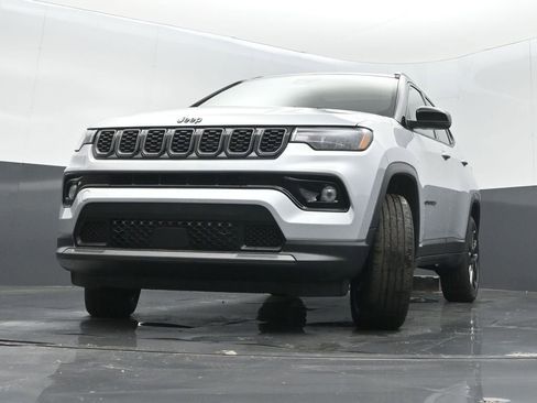 New 2026 Jeep Compass Limited image 33