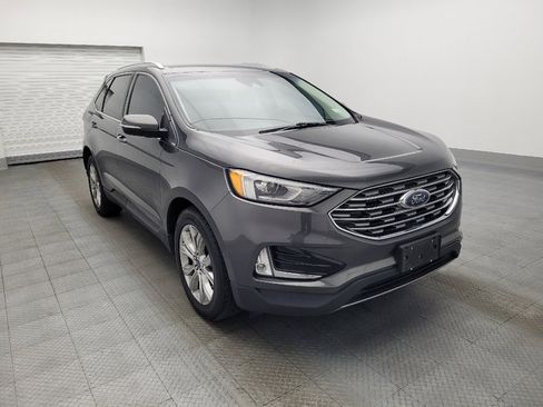 Used 2019 Ford Edge Titanium image 13