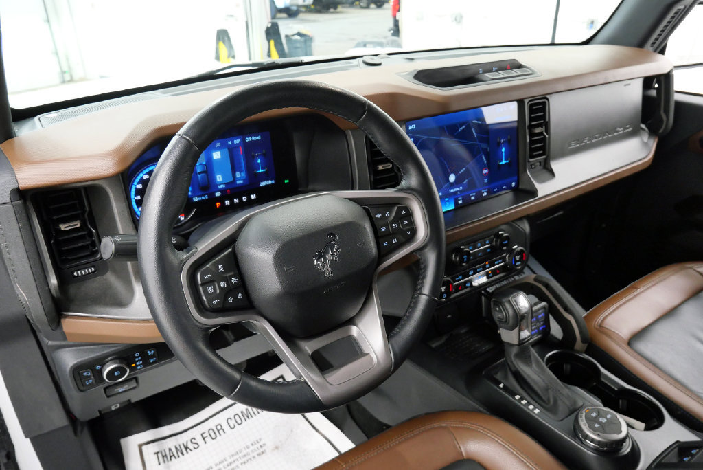 Used 2024 Ford Bronco Outer Banks AWD/4WD image 12