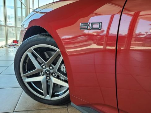 Used 2024 Ford Mustang GT RWD image 9