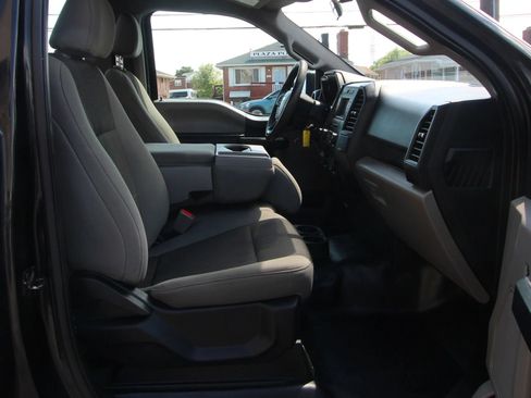 Used 2018 Ford F150 XL w/ Equipment Group 101A Mid AWD/4WD image 10