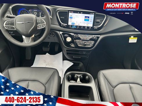 New 2026 Chrysler Voyager LX FWD image 24