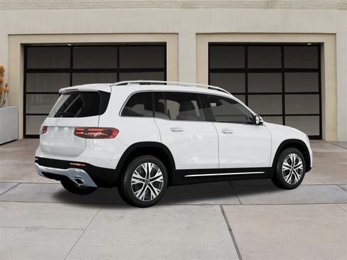 New 2025 Mercedes-Benz GLB 250 image 46