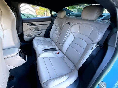 Used 2023 Porsche Taycan image 20