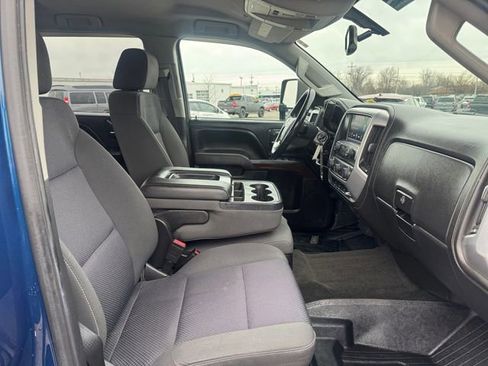 Used 2017 GMC Sierra 3500 SLE w/ HD SLE Preferred Plus Package image 17