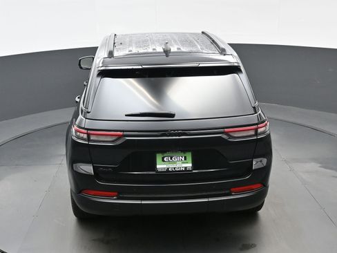 Used 2023 Jeep Grand Cherokee Altitude image 36