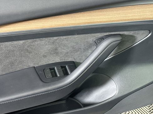 Used 2023 Tesla Model 3 Standard Range image 15