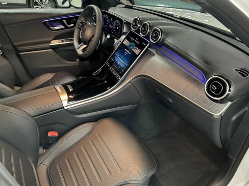 New 2026 Mercedes-Benz GLC 300 4MATIC image 11