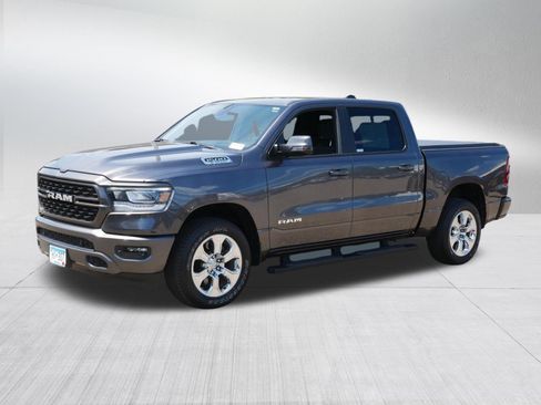 Used 2023 RAM 1500 Big Horn AWD/4WD image 3