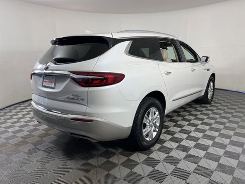 Used 2018 Buick Enclave Premium image 18