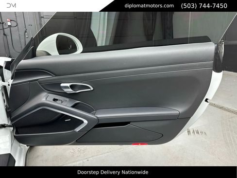 Used 2014 Porsche 911 Carrera S image 25