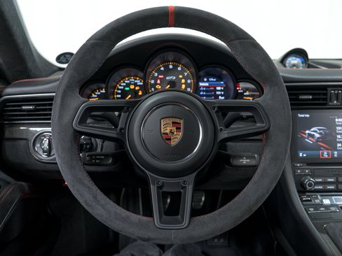 Certified 2018 Porsche 911 GT3 RWD image 26