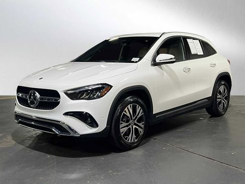 Certified 2025 Mercedes-Benz GLA 250 4MATIC image 7