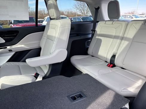 New 2026 Lincoln Aviator Reserve image 24