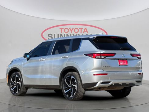 Used 2024 Mitsubishi Outlander SE image 7