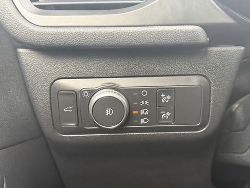 Used 2020 Ford Escape Titanium image 72