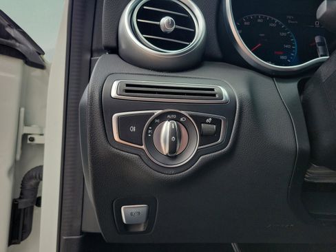 Used 2021 Mercedes-Benz C 300 Sedan image 15