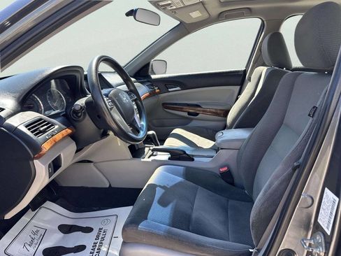 Used 2012 Honda Accord EX image 9