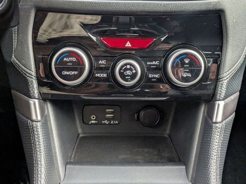 Used 2022 Subaru Forester Limited w/ Popular Package #2 image 21