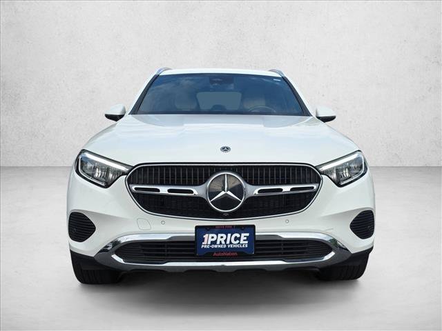Used 2023 Mercedes-Benz GLC 300 image 2
