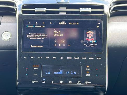 Used 2024 Hyundai Tucson SEL w/ Convenience Package FWD image 16