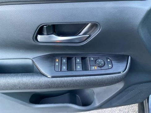 New 2026 Nissan Kicks SV image 10