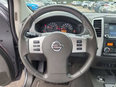 Used 2021 Nissan Frontier SV image 20