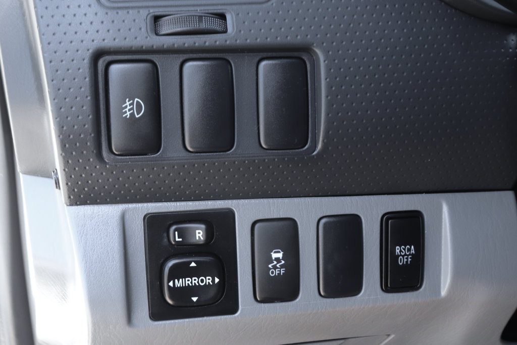 Used 2011 Toyota Tacoma 4x4 Double Cab w/ SR5 Pkg #2 w/JBL Audio image 20