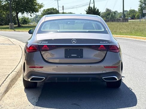 Used 2025 Mercedes-Benz E 350 4MATIC Sedan image 23