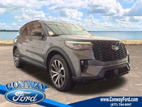 Used 2025 Ford Explorer ST-Line w/ Premium Package image 1
