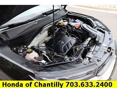 Used 2022 Chevrolet TrailBlazer RS w/ Technology Package image 30