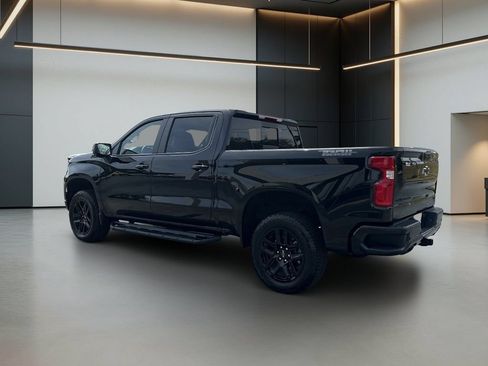 Used 2026 Chevrolet Silverado 1500 LT Trail Boss w/ LT Trail Boss Premium Package AWD/4WD image 3