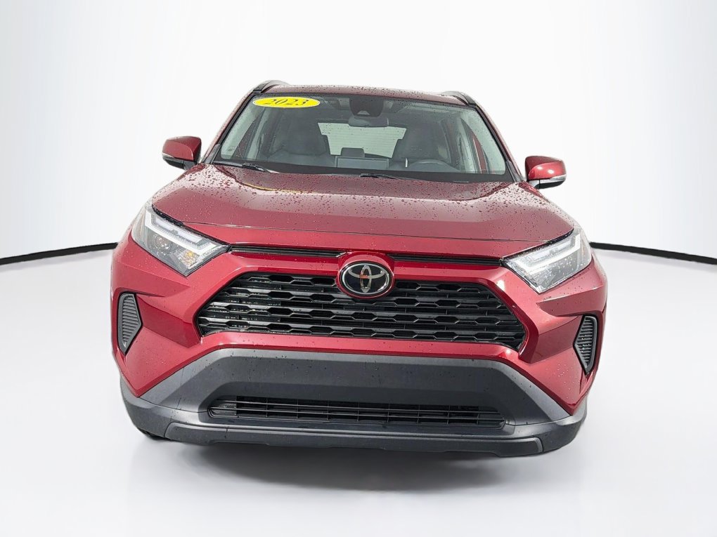 Used 2023 Toyota RAV4 XLE w/ Convenience Package FWD image 2