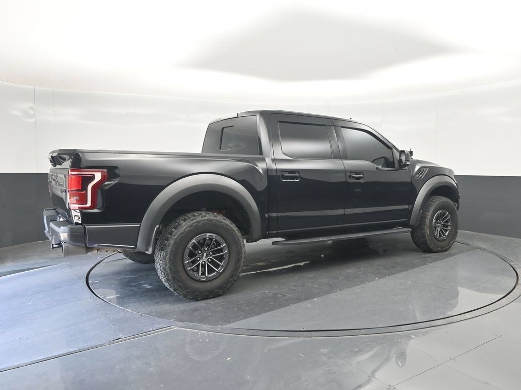 Used 2019 Ford F150 Raptor w/ Equipment Group 802A Luxury AWD/4WD image 15