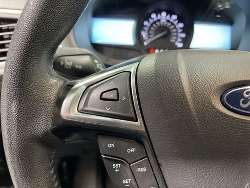 Used 2024 Ford Edge SEL image 26