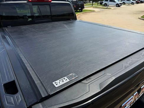 Used 2024 GMC Canyon AT4X AWD/4WD image 10