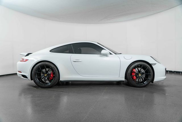 Used 2018 Porsche 911 Carrera 4S AWD/4WD image 9