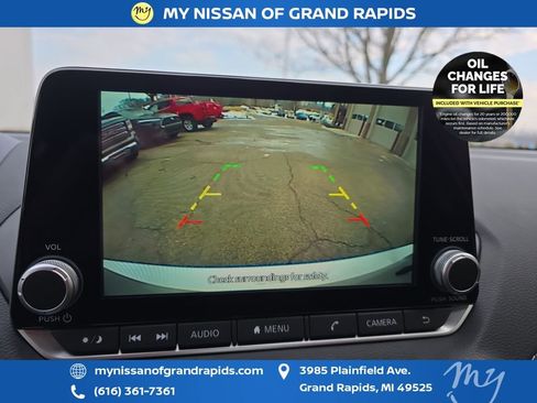 Used 2022 Nissan Sentra SV w/ Trunk Package image 31