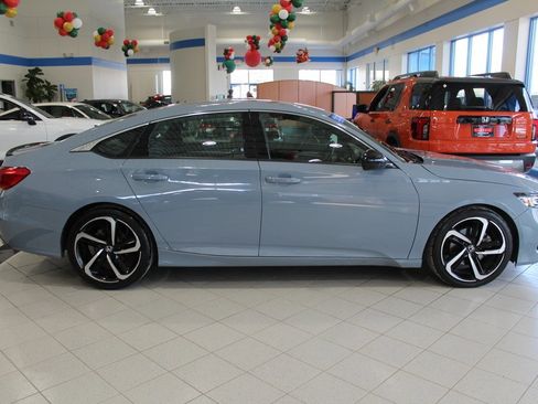 Certified 2022 Honda Accord Sport image 4