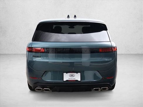 New 2025 Land Rover Range Rover Sport Dynamic SE AWD/4WD image 4