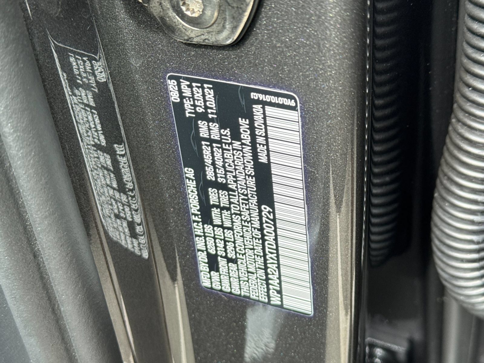 Certified 2026 Porsche Cayenne AWD/4WD image 36