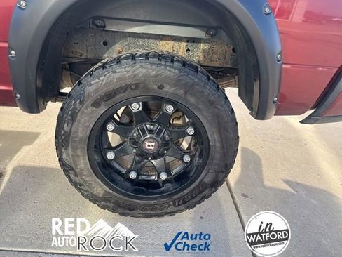 Used 2019 RAM 3500 Laramie image 9