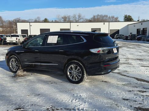 Certified 2024 Buick Enclave Avenir w/ Avenir Technology Package image 7