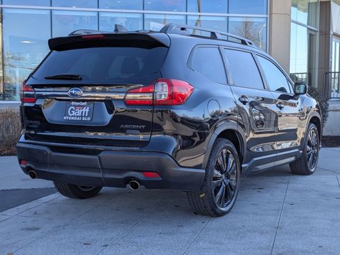 Used 2022 Subaru Ascent Onyx Edition image 5