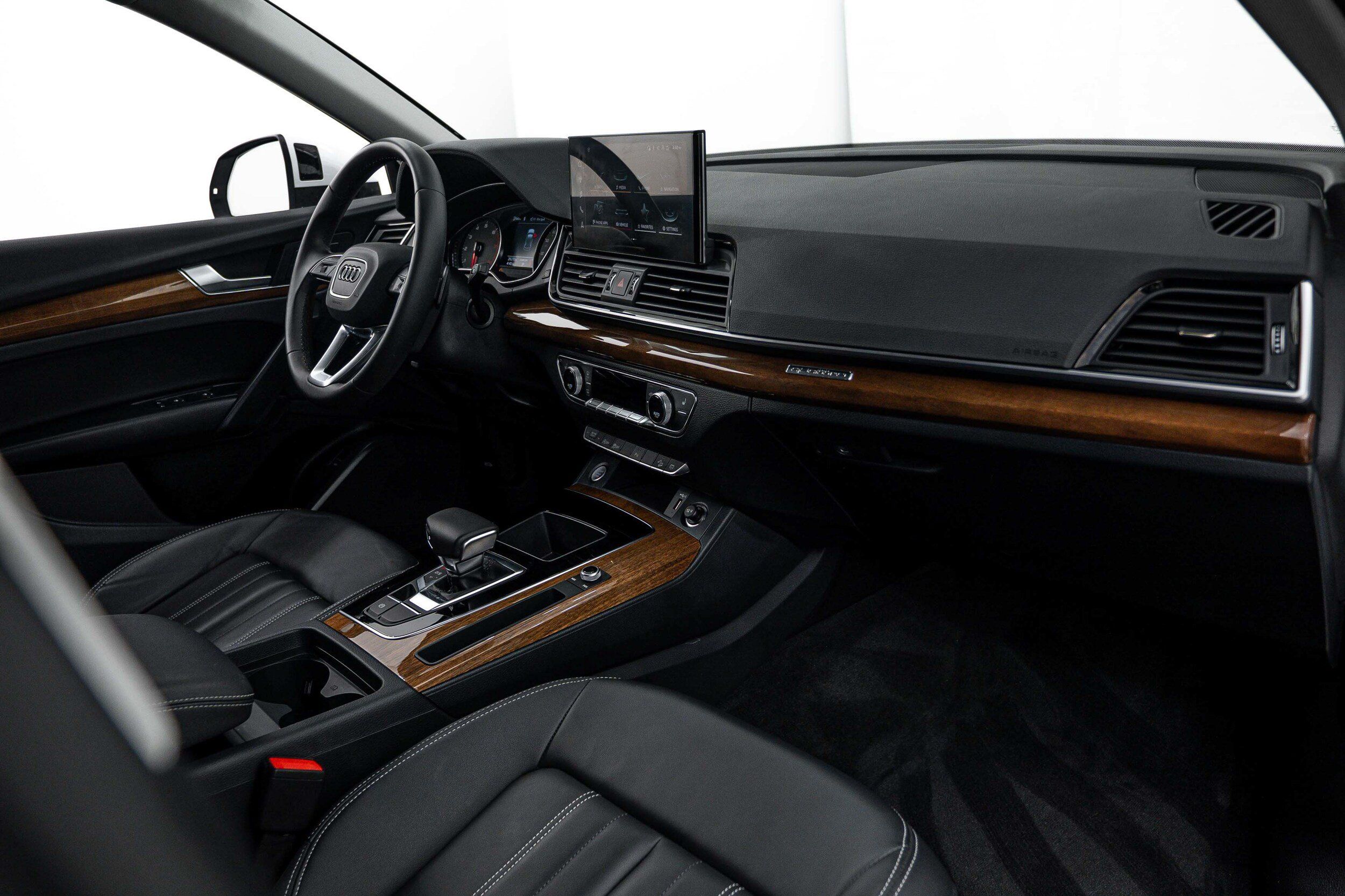Certified 2024 Audi Q5 2.0T Premium AWD/4WD image 7