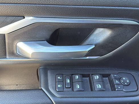 Certified 2025 RAM 1500 Lone Star image 15