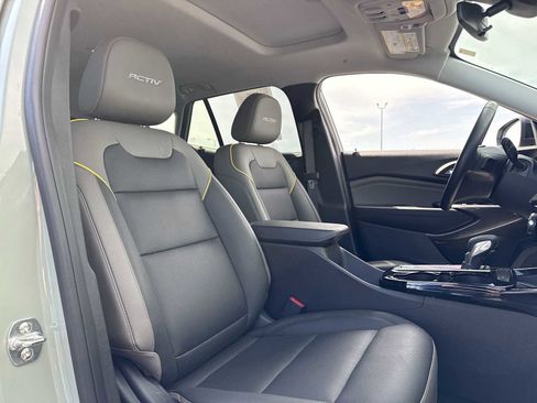 Certified 2025 Chevrolet Trax ACTIV w/ Sunroof Package FWD image 25