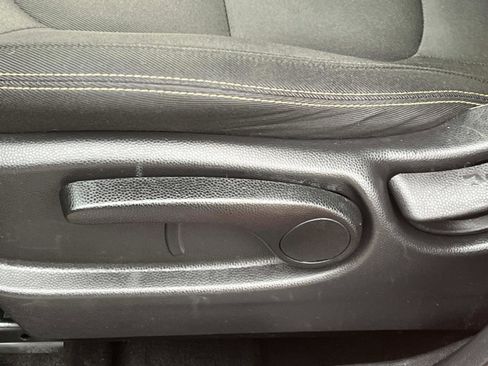 Used 2016 Kia Soul + image 28